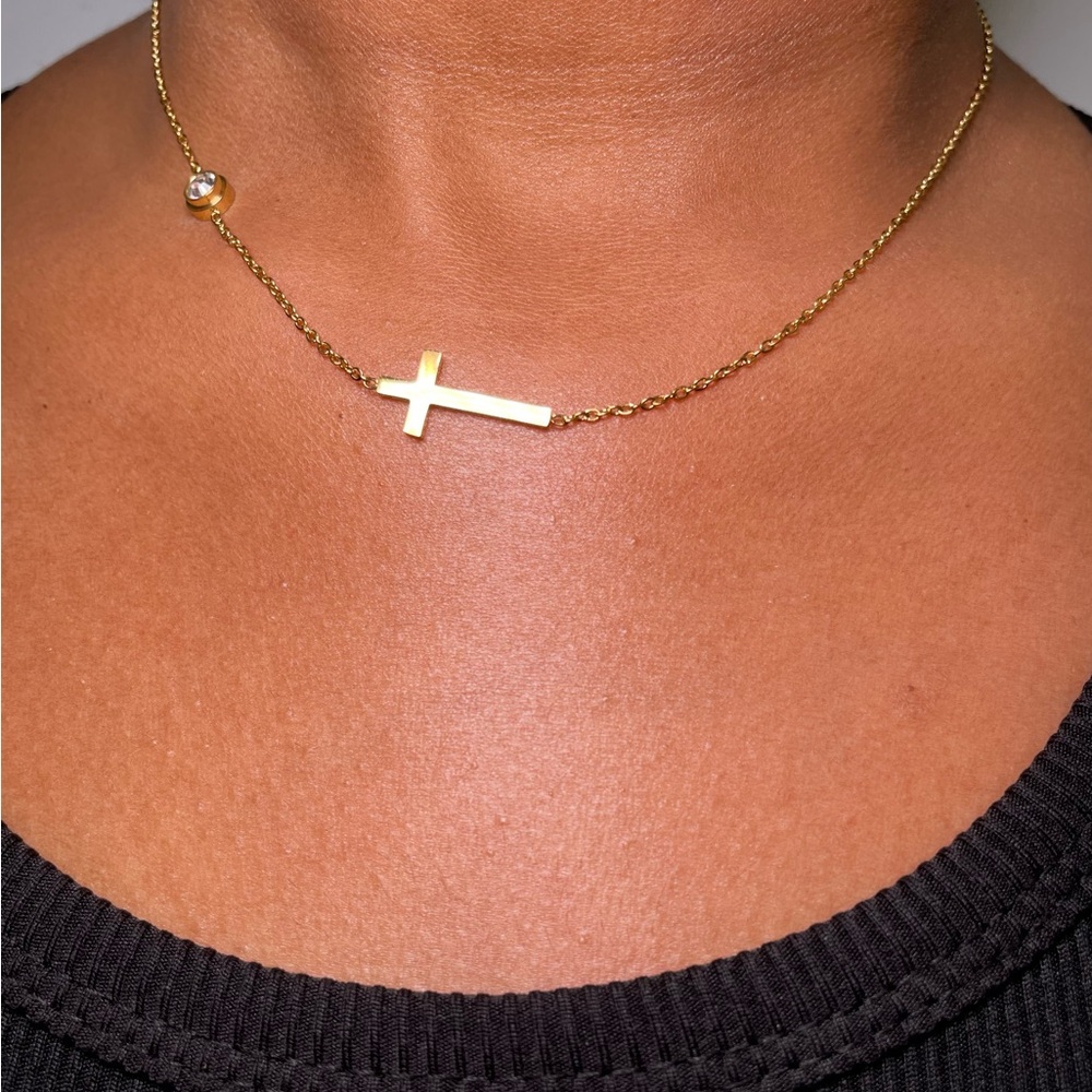 B. Collective Gold Cross Pendant Necklace (Boutique) | SAMPLE SALE